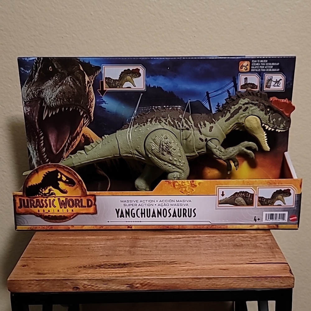 Jurassic World Dominion toy.  Yangchuanosaurus